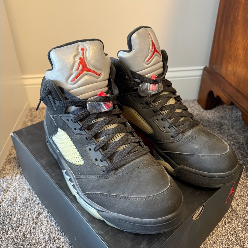 Jordan Retro 5 - Metallic - Picture 4 of 7